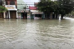 Hàng trăm hộ dân bị ngập trong nước tại thành phố Tam Kỳ, Quảng Nam. (Ảnh: Trần Tĩnh/TTXVN)