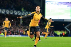 Sanchez sẽ rời Arsenal vì mức lương không tưởng? (Nguồn: PA)