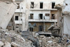 Cảnh đổ nát ở thành phố Aleppo sau các vụ tấn công. (Nguồn: Reuters)