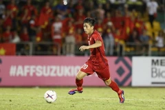 Phan Văn Đức được bình chọn là 1 trong 4 cầu thủ xuất sắc nhất lượt đi AFF Suzuki Cup 2018. (Ảnh: Hoàng Linh/TTXVN)
