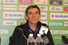 HLV ba lần vô địch AFF Cup khen Việt Nam đá...hay nhất giải