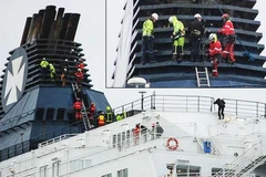 Cảnh sát truy lùng người di cư bất hợp pháp. (Nguồn: Getty Images)