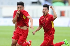 Đoàn Văn Hậu lập cú đúp cho U22 Việt Nam. (Ảnh: Quốc Khánh/TTXVN)