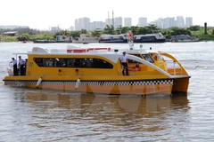 Vận hành thử nghiệm tàu vận tải hành khách trên sông Sài Gòn. (Ảnh: An Hiếu/TTXVN)