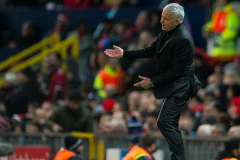 Jose Mourinho lại phải chứng kiến Quỷ đỏ thất bại. (Nguồn: EPA)
