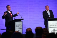 Thủ tướng Australia Scott Morrison và lãnh đạo đối lập Bill Shorten tranh luận. (Nguồn: The Guardian)