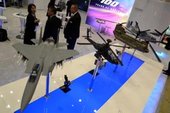 Chùm ảnh Triển lãm hàng không vũ trụ quốc tế Nhật Bản 2016