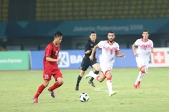 Pha dẫn bóng của Phan Văn Đức. (Ảnh: Hoàng Linh/TTXVN)