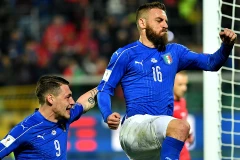 De Rossi mở đầu cho chiến thắng của Italy. (Nguồn: AFP/Getty Images)