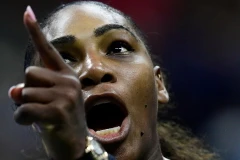 Serena đã không giữ được bình tĩnh.