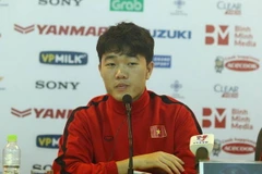 Lương Xuân Trường tại buổi họp báo.