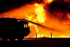 Hiện trường vụ nổ nhà máy hóa chất. (Nguồn: gazetevatan.com)