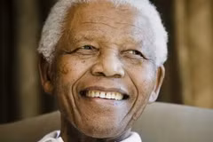 Cố Tổng thống Nam Phi Nelson Mandela. (Nguồn: ozy.com)