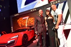 Bom tấn "Fast & Furious 7" dùng cả siêu xe trị giá 3,5 triệu USD