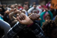 Người nhập cư châu Phi trong cuộc biểu tình ở Tel Aviv hồi tháng 1/2018. (Nguồn: Reuters)