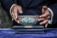 Chiếc bát cực hiếm từ đời nhà Thanh. (Nguồn: AFP)
