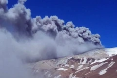 Núi lửa Peteroa. (Nguồn: clarin.com)