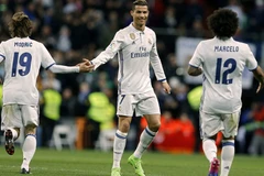 Chuyển nhượng 4/8: Vidal về Barcelona, Real liên tiếp đón tin sốc