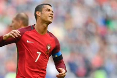 Ronaldo không hài lòng với những gì diễn ra ở trận đầu tiên tại Confed Cup 2017. (Nguồn: espn)