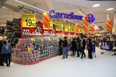 Tập đoàn bán lẻ lớn thứ hai thế giới bị thua đau trên "sân nhà" 