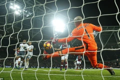 Valencia bỏ lỡ cơ hội đáng tiếc. (Nguồn: Reuters) 