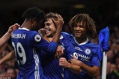 Chelsea có chiến thắng kịch tính trước Watford. (Nguồn: Daily Mail)