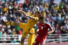 Palestine (áo đỏ) sẽ đi tiếp nếu họ thắng Jordan. (Nguồn: AFC)