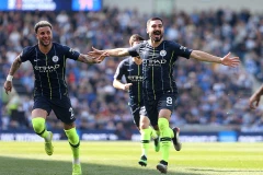 Man City lên ngôi xứng đáng.