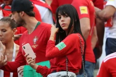 Georgina Rodriguez, cô bạn gái xinh đẹp của Ronaldo.