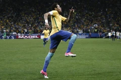Neymar góp công giúp Brazil sớm giành vé đến Nga dự World Cup 2018. (Nguồn: AFP)
