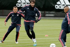 Vidal và đồng đội khá thoải mái trong buổi tập của Bayern. (Nguồn: (​Nguồn: fcbayern.de)