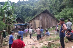 Hiện trường vụ thảm sát. (Ảnh: Hồng Ninh/TTXVN)