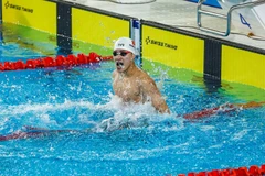 Phạm Thanh Bảo giành HCV 100m bơi ếch, phá kỷ lục SEA Games