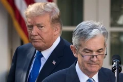 Tổng thống Mỹ Donald Trump và Chủ tịch Fed Jerome Powell. (Nguồn: Business Insider)