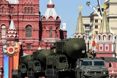 Hệ thống tên lửa đạn đạo liên lục địa Yars RS-24 của Nga. (Ảnh: AFP/TTXVN)