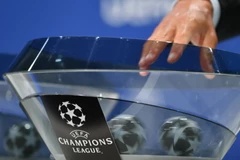 Champions League: Bayern cùng bảng Atletico, Ronaldo đối đầu Messi