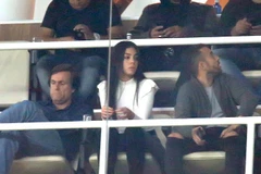 Georgina Rodriguez đến sân Bernabeu cổ vũ cho Ronaldo. (Nguồn: Daily Mail)