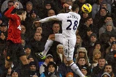 Van Persie không thể giúp Manchester United giành trọn 3 điểm.