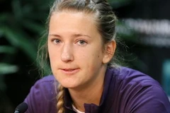 Nghich lý WTA: Azarenka bỏ cuộc nhưng vẫn bất bại