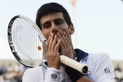 Djokovic có lẽ cũng không thể lý giải nổi vì sao anh thất bại. (NGuồn: Getty Images)