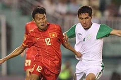 Tấn Trường mắc lỗi, tuyển Việt Nam thua trận ra quân