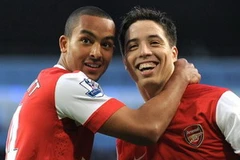 Samir Nasri và Theo Walcott. (Nguồn: Getty Images)