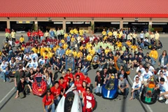 Các đội đua tại cuộc thi Shell Eco-marathon (Nguồn: Internet)