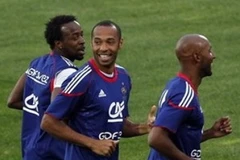 Henry sẽ phải cạnh tranh cùng Anelka và Govou. (Nguồn: AP)