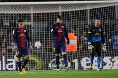 Hàng thủ của Barcelona chơi quá tệ. (Nguồn: Getty)