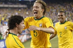 Niềm vui của các cầu thủ Brazil sau chiến thắng trước tuyển Mỹ. (Nguồn: Getty Images)