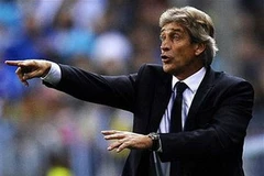 Manuel Pellegrini sẽ ngồi vào "ghế nóng" ở Chelsea?