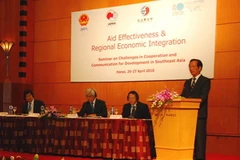 Bộ trưởng Bộ Kế hoạch và Đầu tư Việt Nam Võ Hồng Phúc phát biểu khai mạc hội thảo. (Ảnh: Hồng Kỳ/TTXVN)