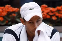 Andy Roddick ngậm ngùi sau thất bại. (Nguồn: Reuters)