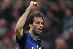 Những nỗ lực không biết mệt mỏi trong màu áo Hamburg cũng không thể giúp Nistelrooy có tên trong đội tuyển. (Ảnh: Getty Images)